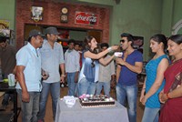 Shruti Haasan Birthday at Yevadu Set
